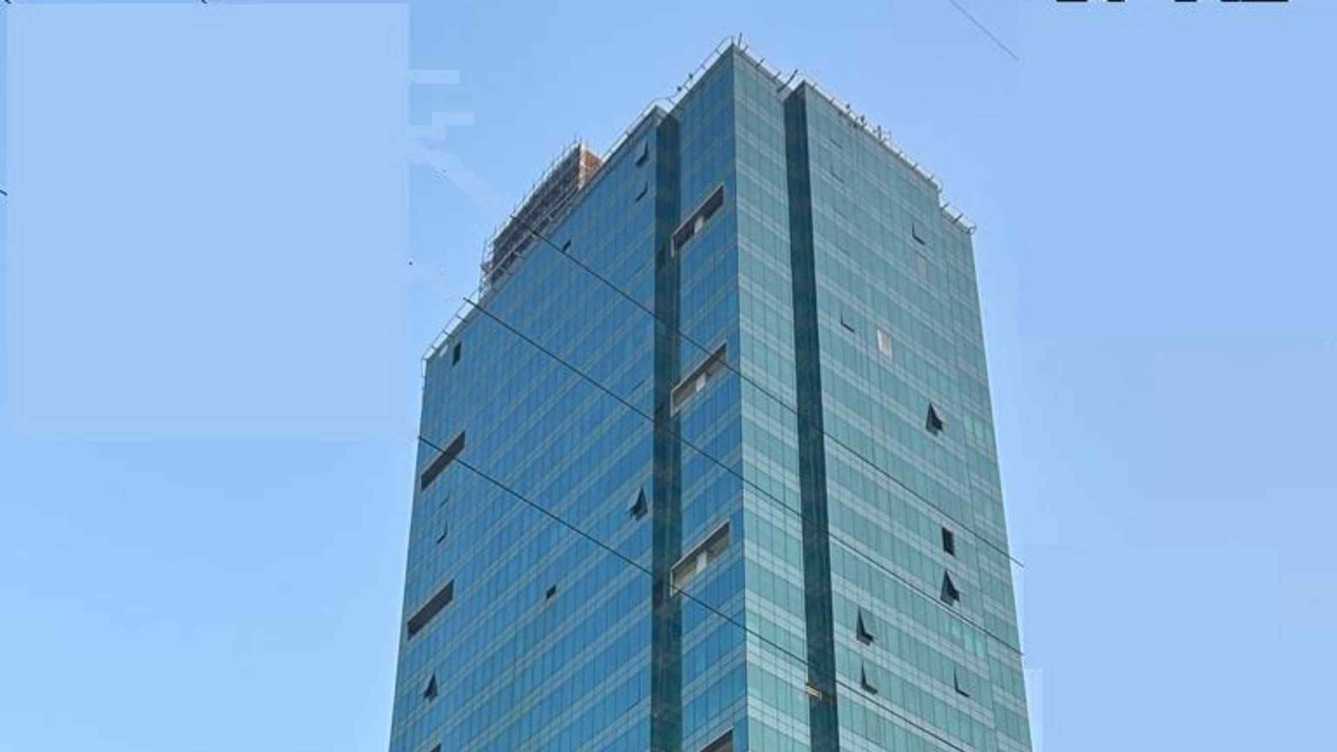 Ofis Square Iconic Corenthum